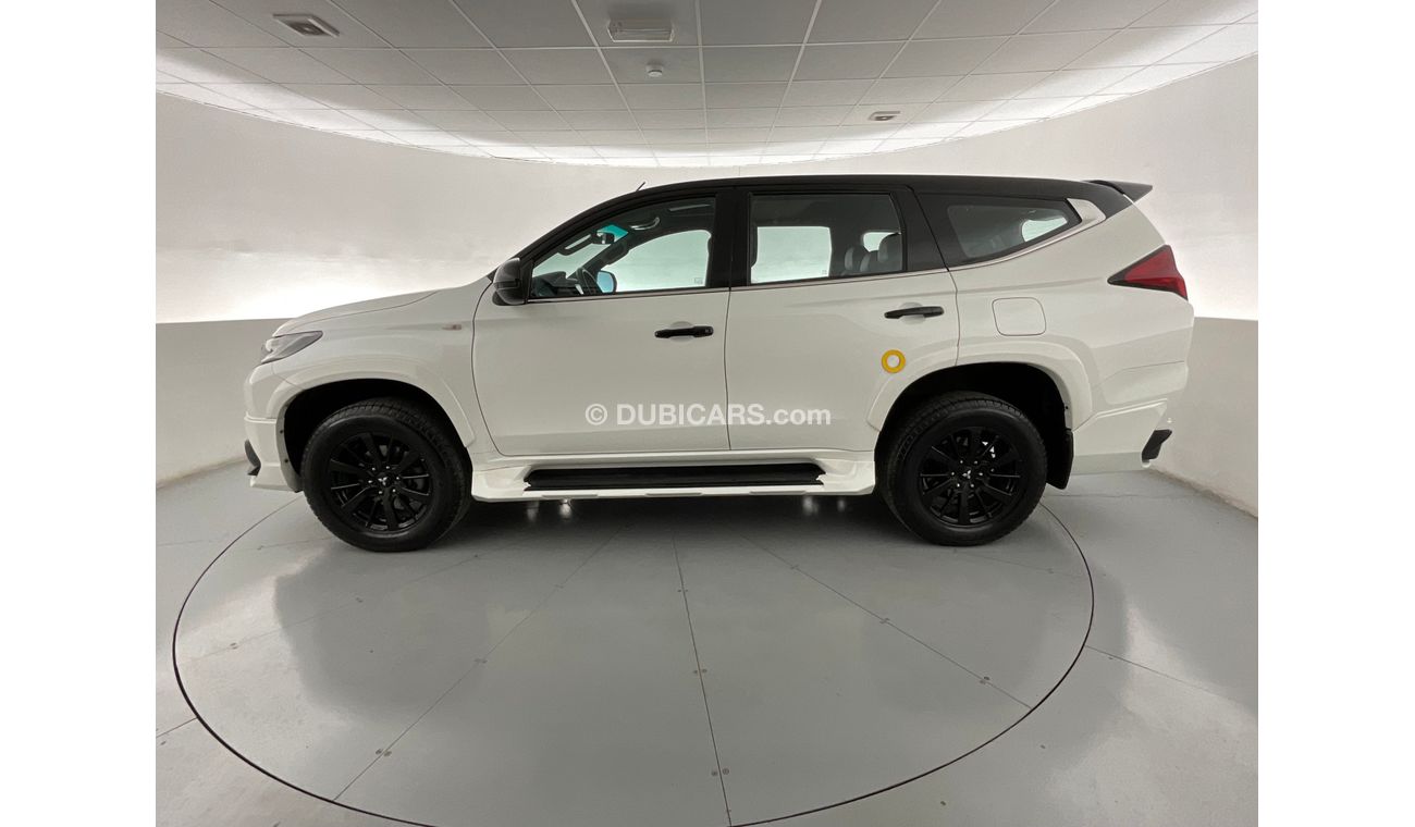 ميتسوبيشي مونتيرو Signature Edition