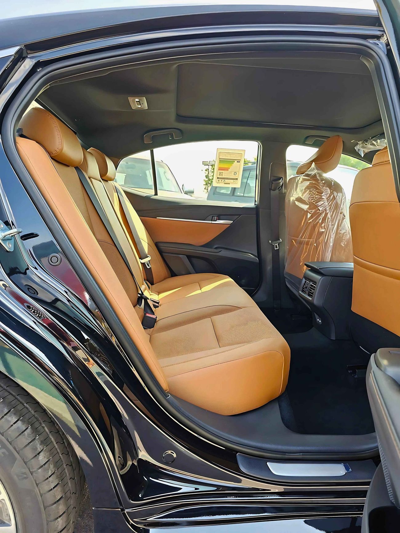 Toyota Camry GLE / 2.5L V4 PETROL / RADAR / BLIND SPOT / PWR SEATS / PANORAMIC ROOF (CODE # 68096)