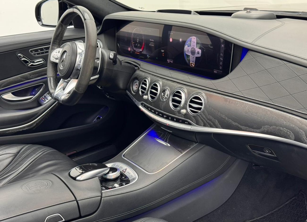 Mercedes-Benz S 63 AMG Std 4.0L (604 HP) 2018 Mercedes-Benz S63 AMG, Full Service History, 1 Year Warranty