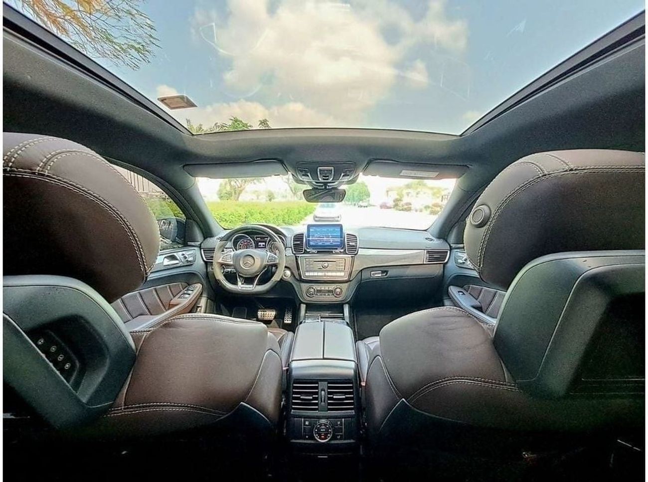 Mercedes-Benz GLE 63 S AMG MERCEDES BENZ GLE 63 S AMG | 2016 MODEL | GCC (2650X48 MONTHLY)