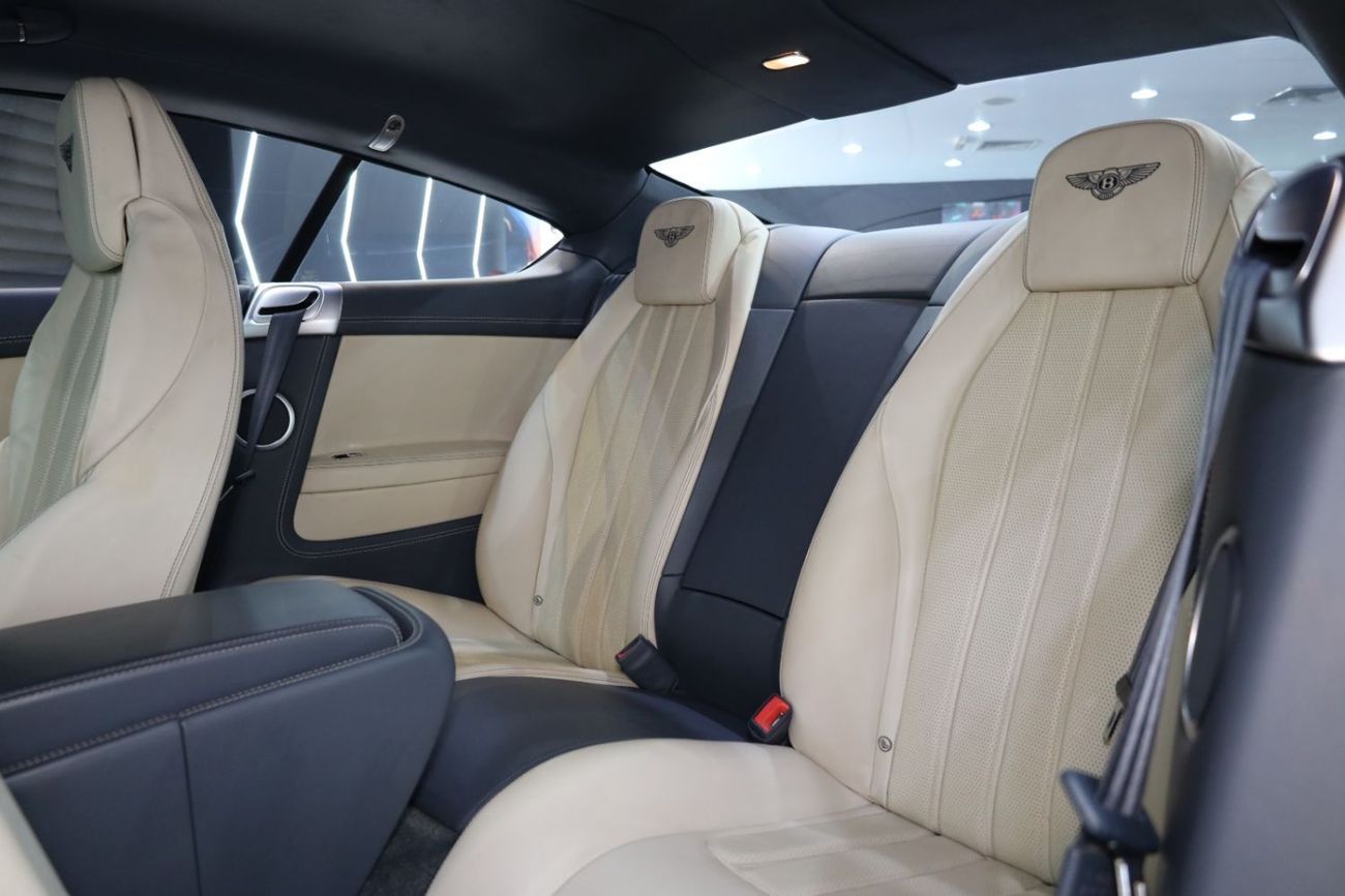 بنتلي كونتيننتال جي تي 2015 Bentley Continental GT V8