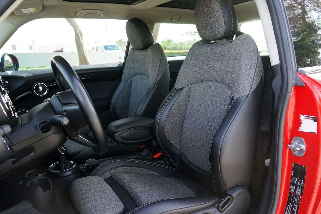 Mini Cooper Std 1.5L (4 Seater)