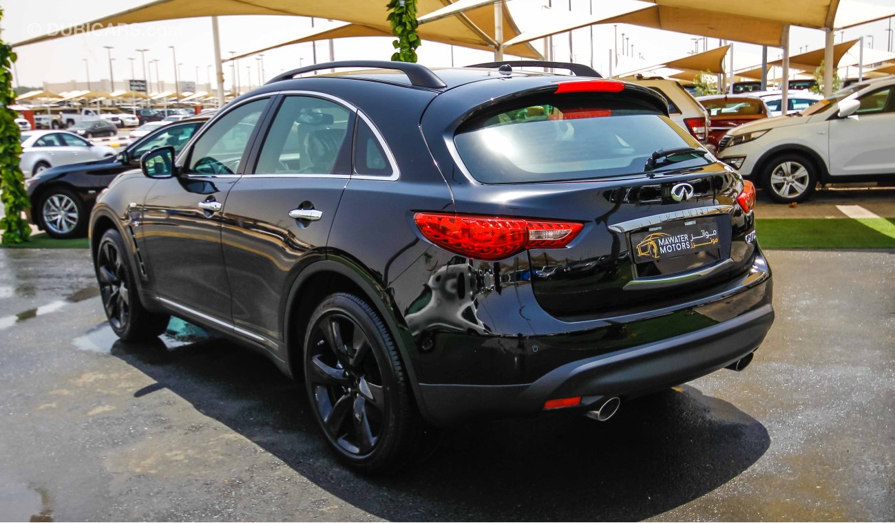 إنفينيتي QX70