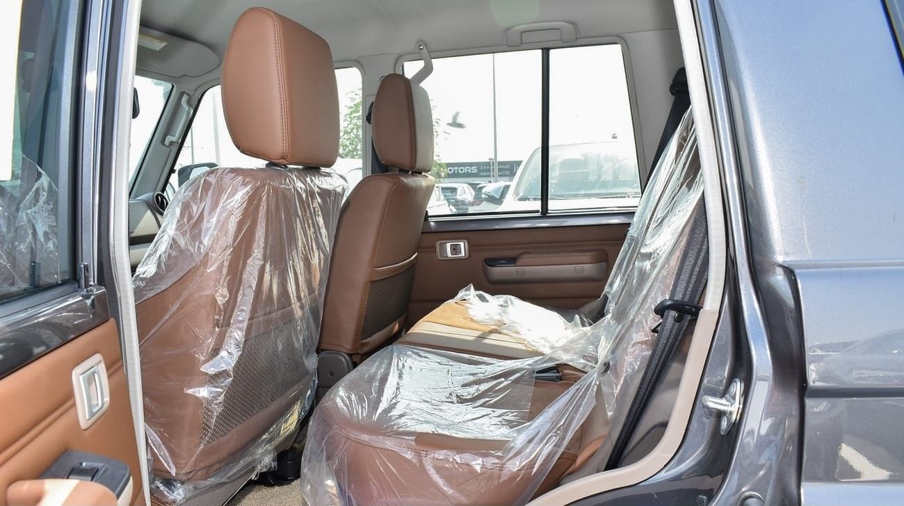 Toyota Land Cruiser 70 4.0L V6 A/T