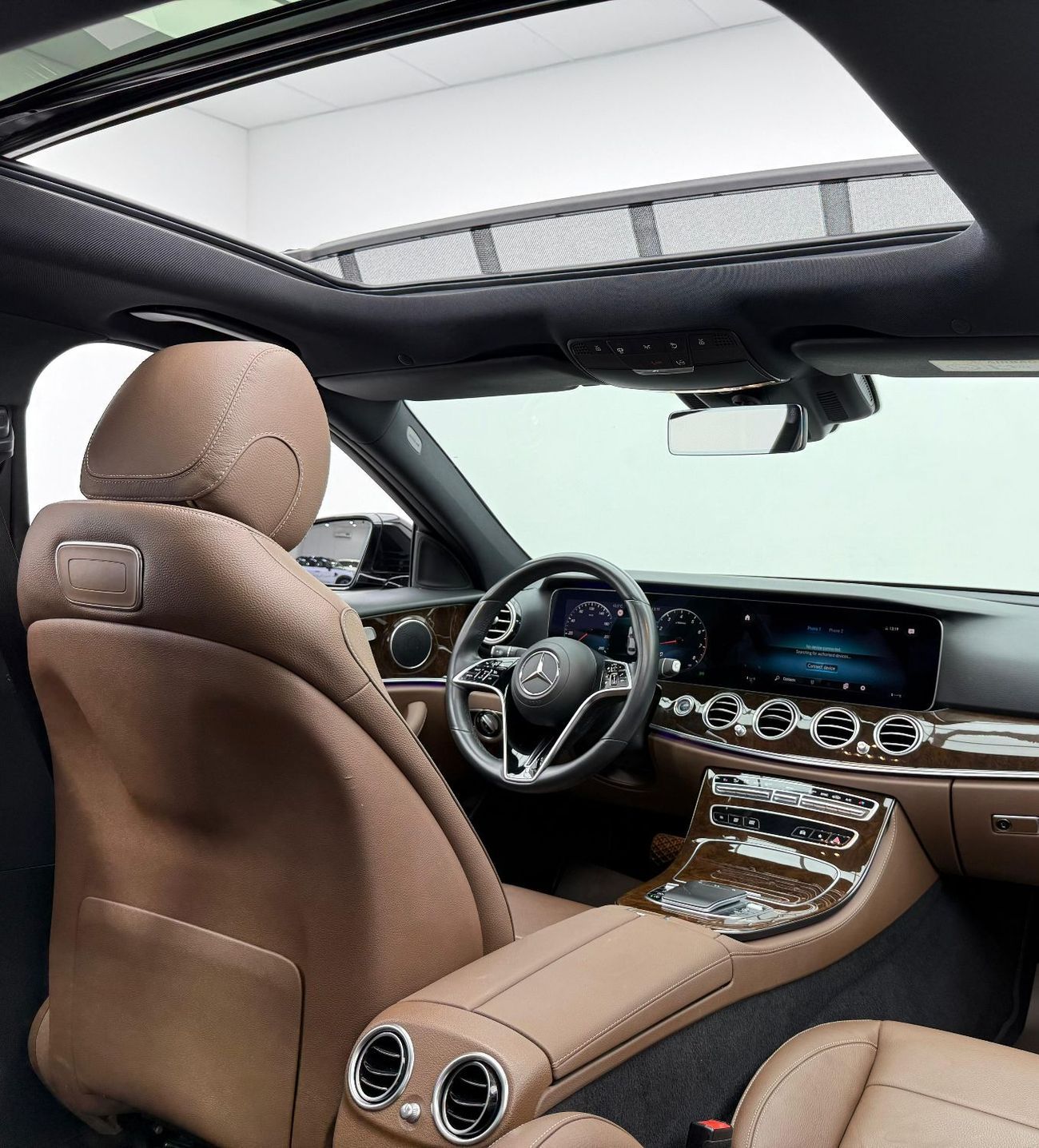 مرسيدس بنز E300 Premium 2.0L 2021 Mercedes Benz E300, 2027 Mercedes Warranty, Full Mercedes Service History, Low Km,