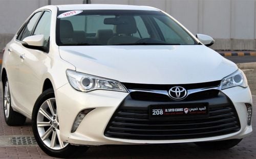 Toyota Camry Toyota Camry 2017, GCC, in excellent condition, No. 2 accidents, very clean from inside and outside