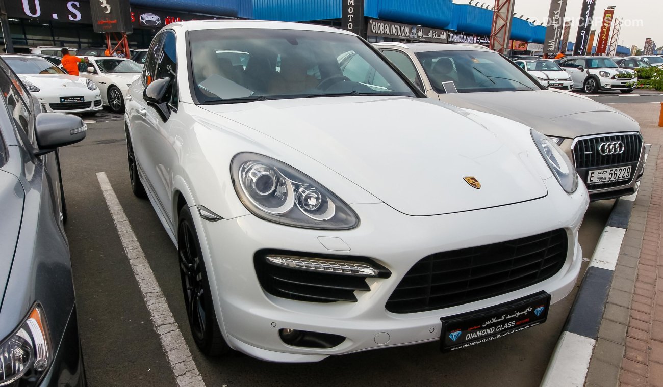 Porsche Cayenne Turbo 4.8