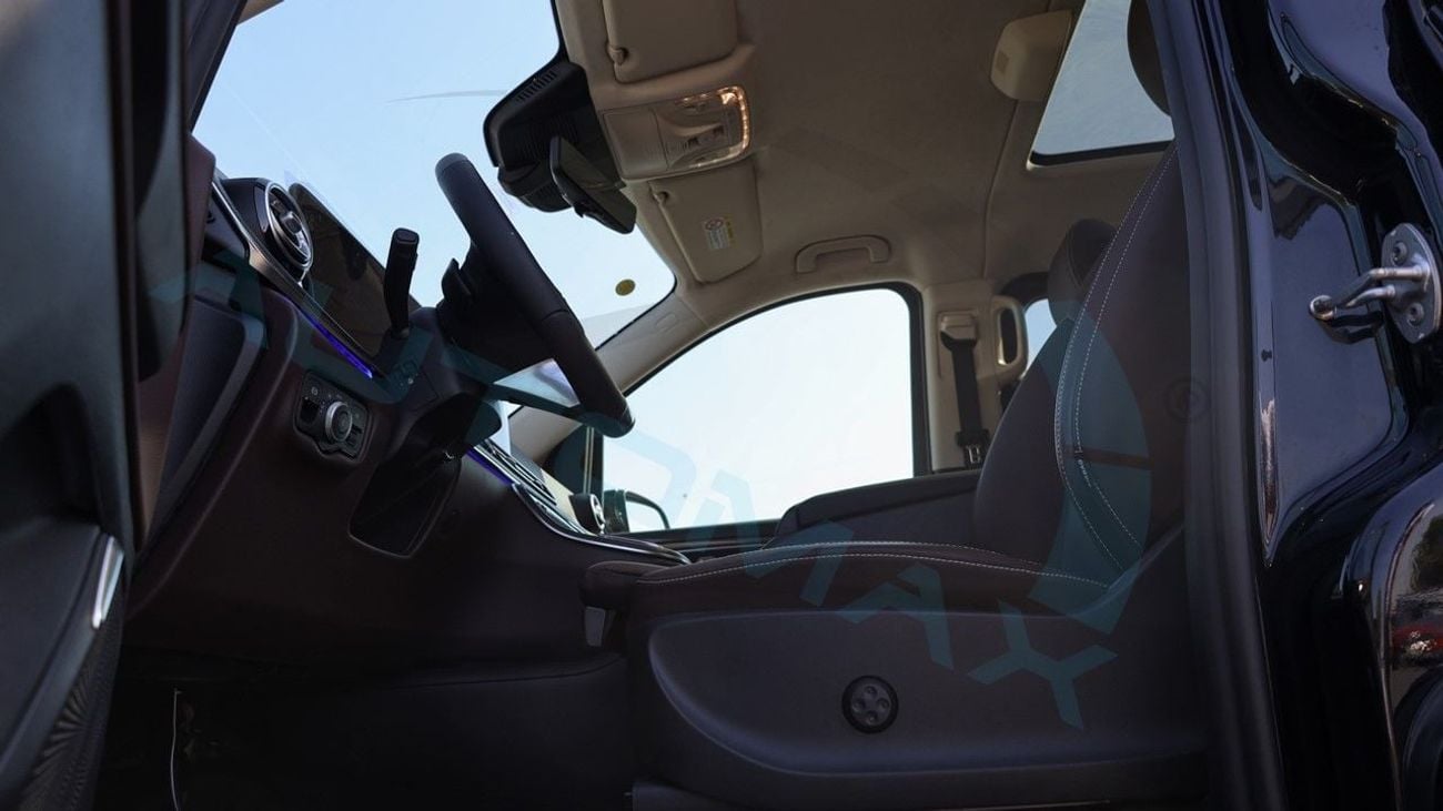 مرسيدس بنز V 300 L LUXURY MPV EQ Boost 2.0T RWD 2024 0Km With 3 Years Or 100,000 Km Warranty