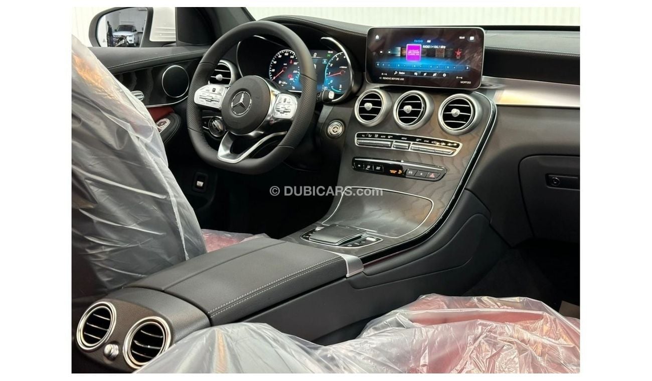 Mercedes-Benz GLC 200 *Brand New* 2023 Mercedes Benz GLC200 Coupe 4MATIC, 2028 Mercedes Warranty, Full Options, GCC