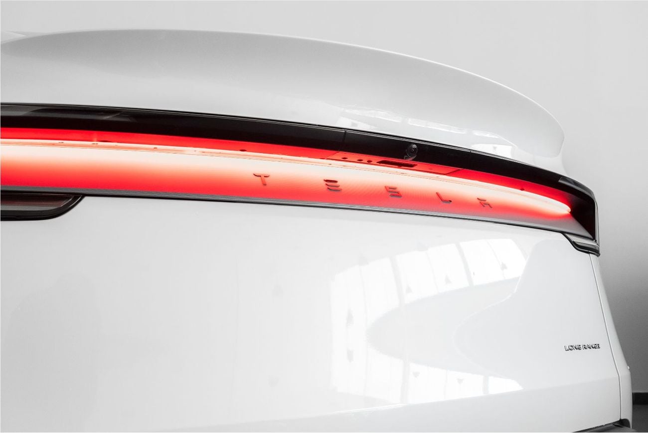 Tesla Model Y LONG RANGE