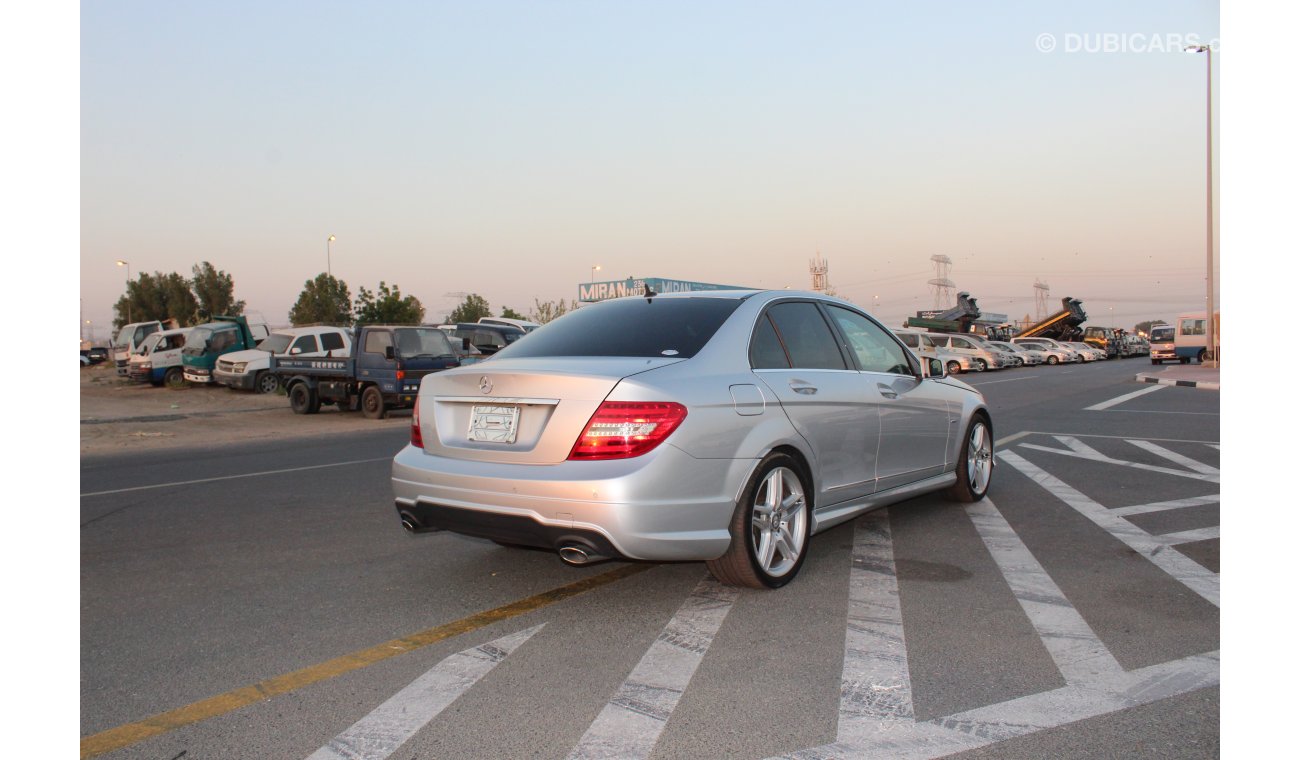 Mercedes-Benz C 350