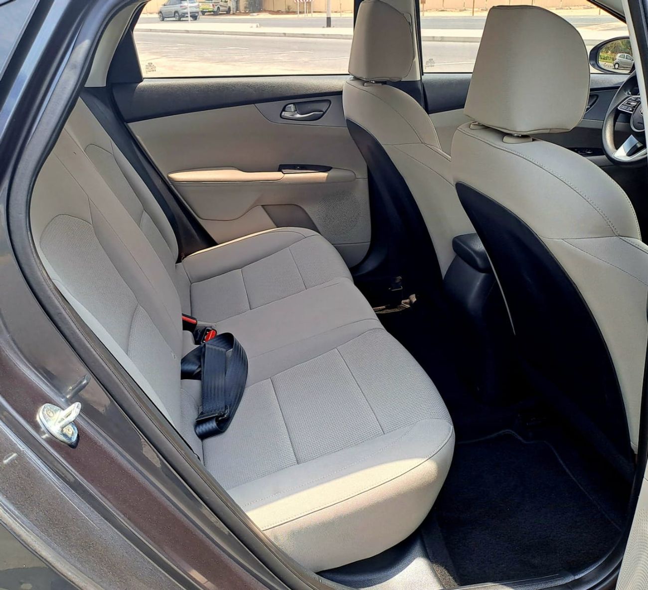 كيا سيراتو LX 1.6L Sedan