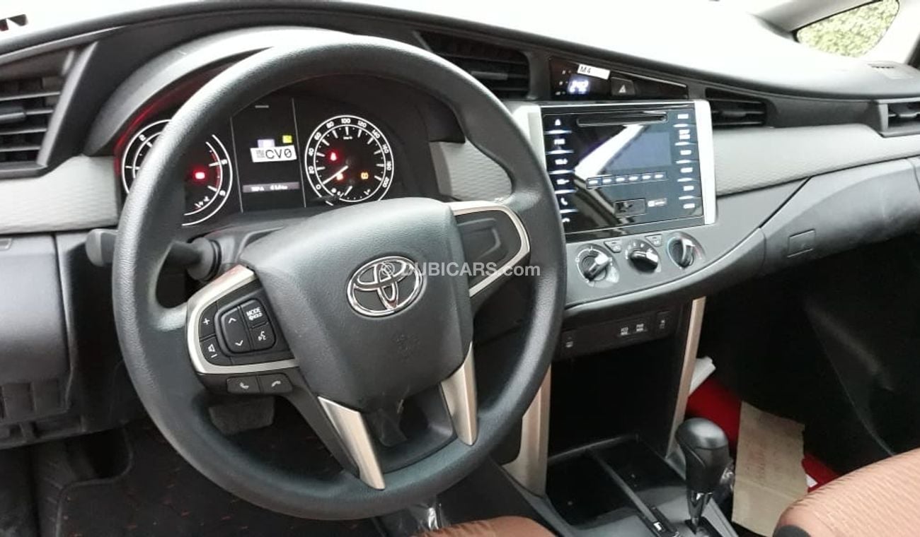 تويوتا إينوفا 2.8