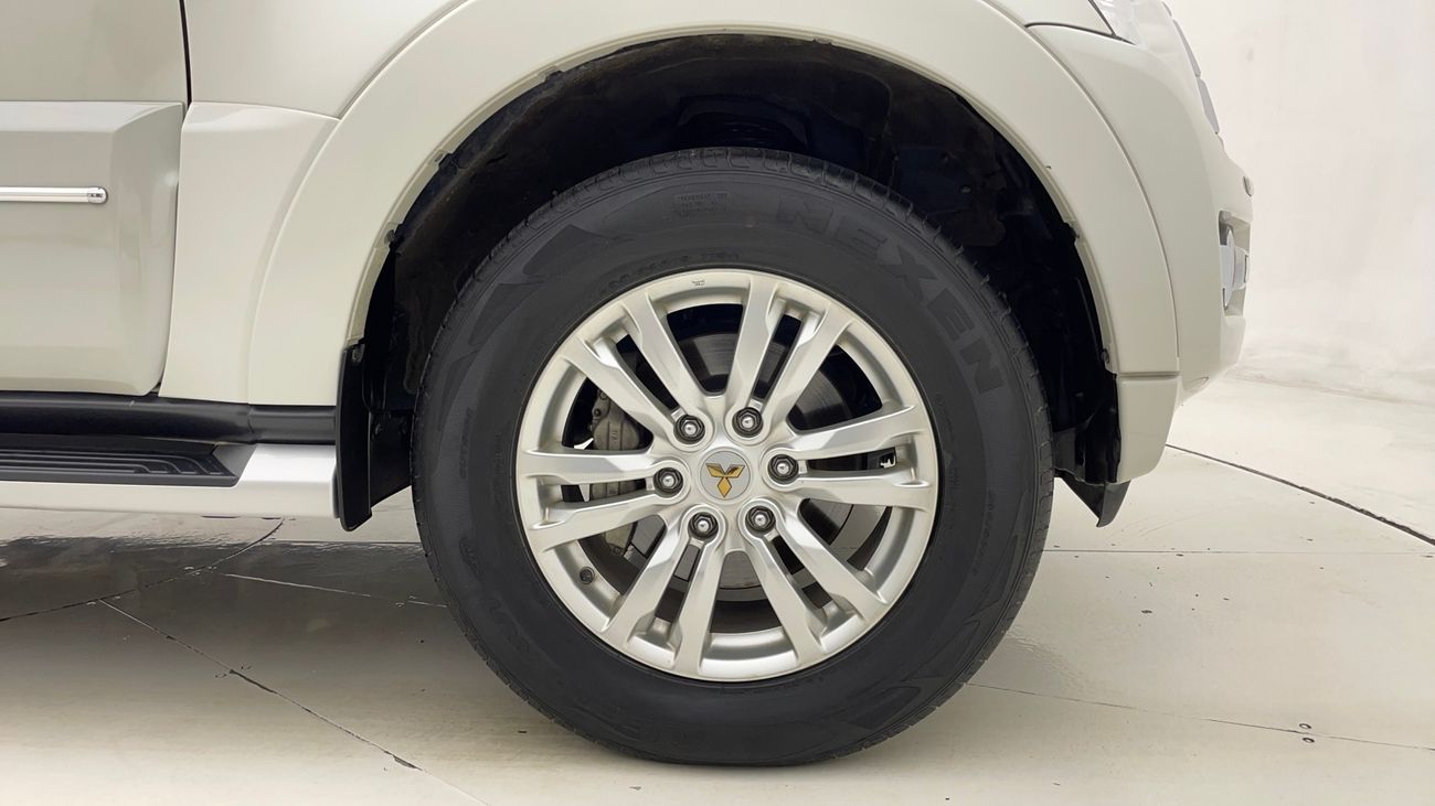 Mitsubishi Pajero GLS HIGHLINE 3.8 | Zero Down Payment | Home Test Drive