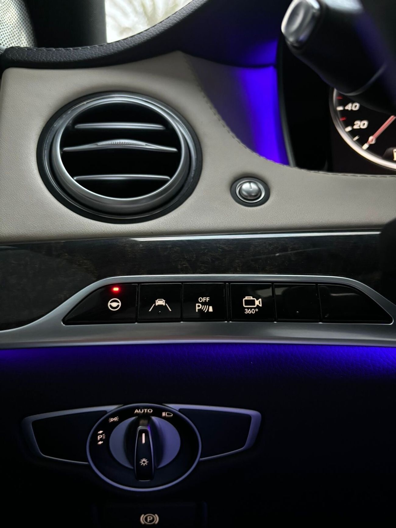 مرسيدس بنز S 500