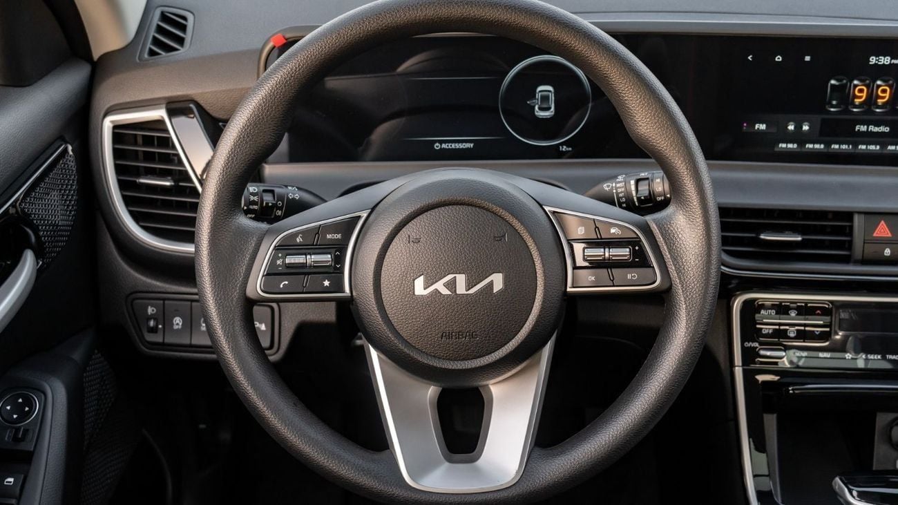 كيا سيلتوس 2025 | KIA SELTOS 1.5L IVT LUXURY EDITION WITH BLACK ROOF + ELECTRIC SEAT