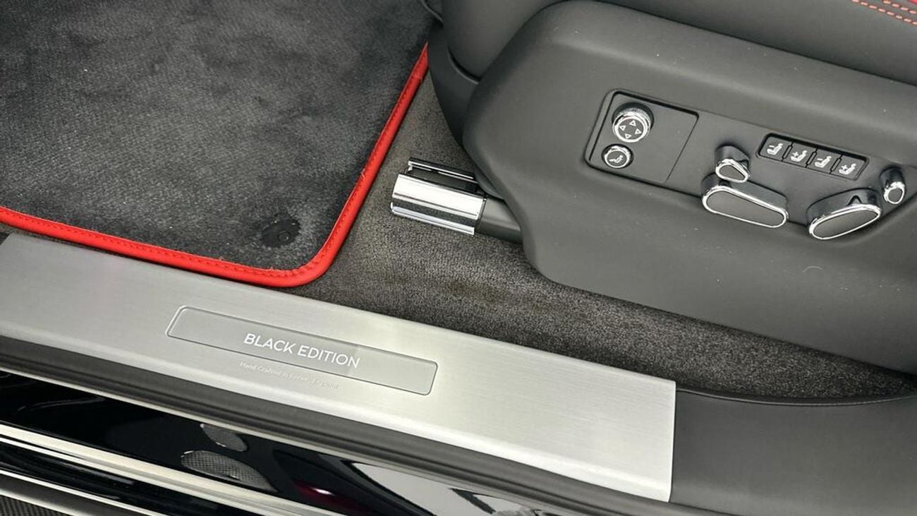 بنتلي بينتايجا 4.0 V8 S Black Edition Auto 4WD Euro 6 (s/s) 5dr (EXPORT ONLY)