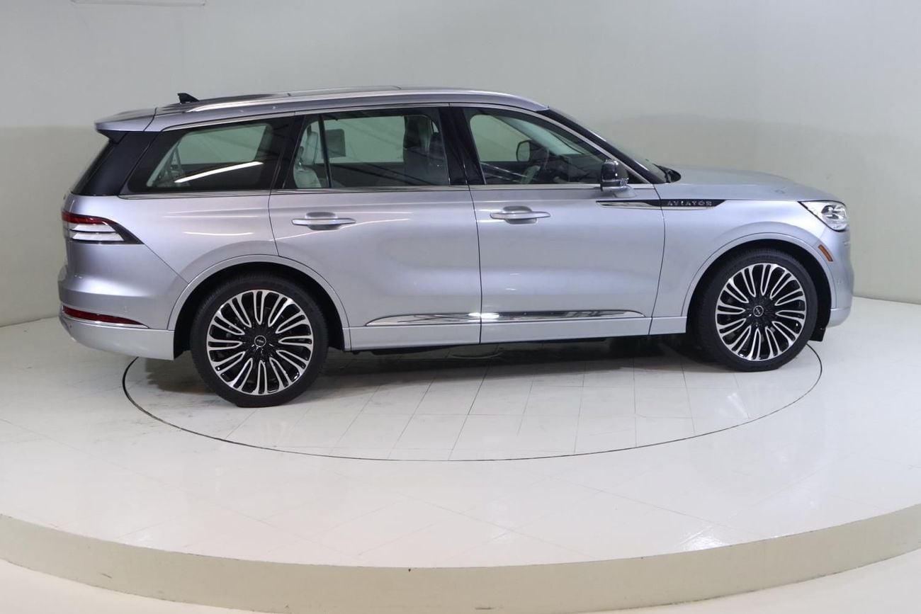 Lincoln Aviator PRESIDENTIAL AVI923/ AL TAYER MOTORS AL QOUZ SHOWROOM