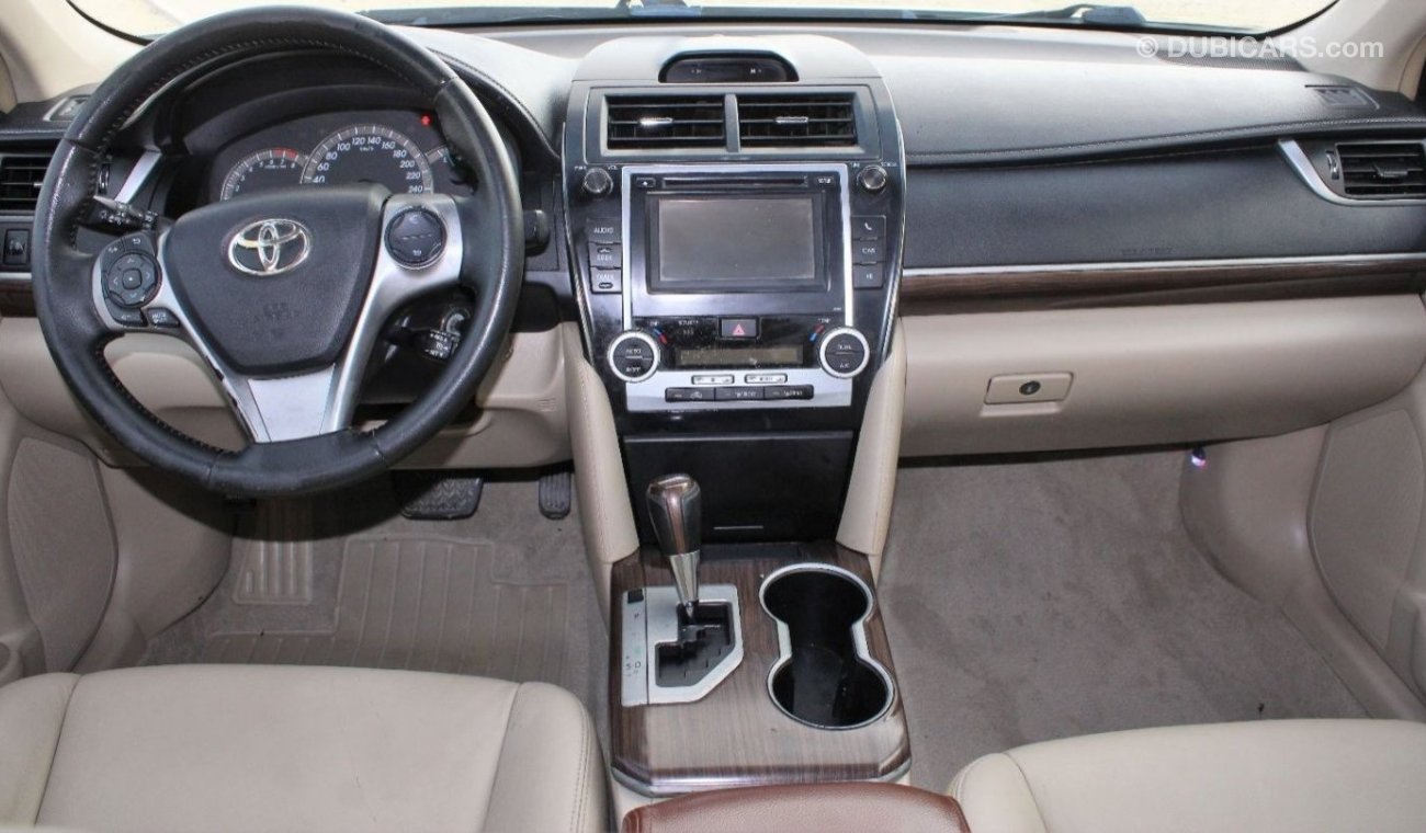 Toyota Camry Toyota Camry 2012 GCC, in excellent condition, without accidents, very clean from inside and outside