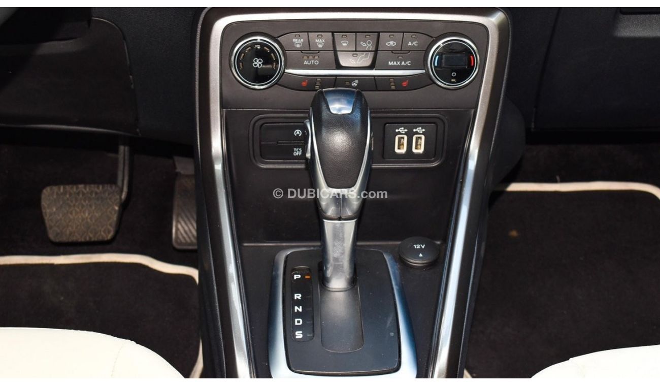 Ford EcoSport Imported, 2020 model, number one, fingerprint, leather hatch, sensors, alloy wheels, cruise control,