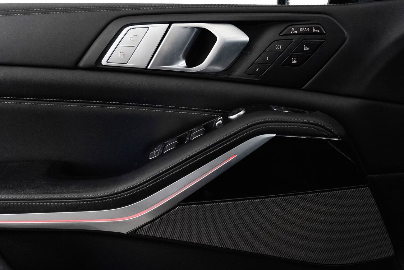 بي أم دبليو X7 M50i 4.4L (523 HP)