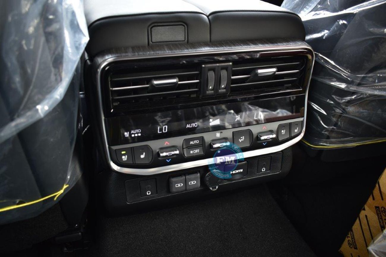 Toyota Land Cruiser 300 VXR V6 3.5L TWIN TURBO PETROL 7 SEAT AUTOMATIC