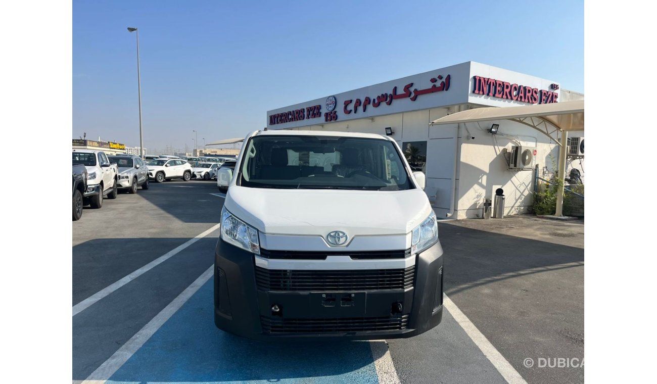 Toyota Hiace GL STD Roof Panel Van TOYOTA HIACE 3.5L Van RWD 5Doors