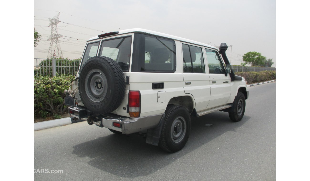 Toyota Land Cruiser 76 hard top  model 2014 diesel 6 cylinder 4200 cc