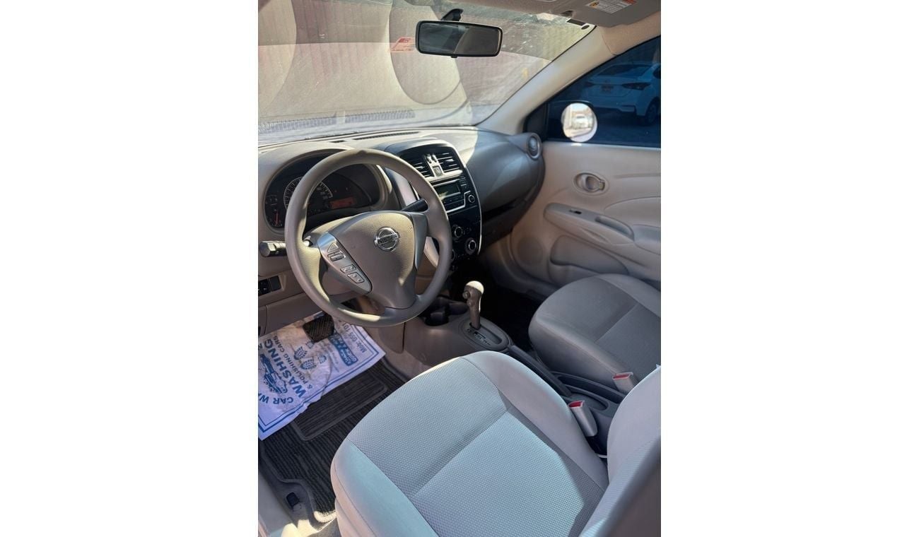 Nissan Sunny SV
