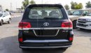 تويوتا لاند كروزر Toyota Land Cruiser VXS V8 5.7L Beige inside full option  الداخلية باللون البيج فل اوبشن