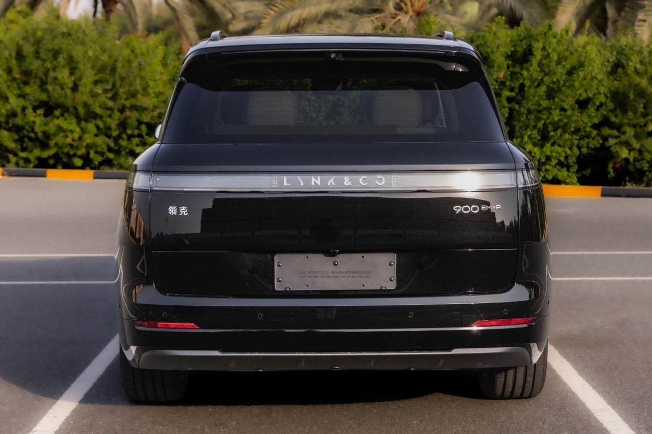 Lynk & Co 900 FLAGSHIP