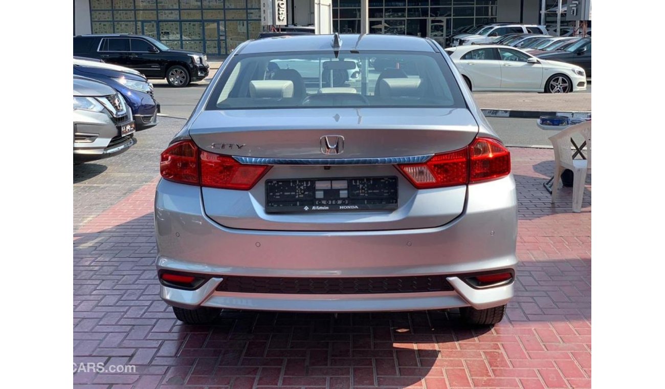 هوندا سيتي EX FULLY LOADED 2019 GCC FSH WITH AGENCY WARRANTY IN MINT CONDITION