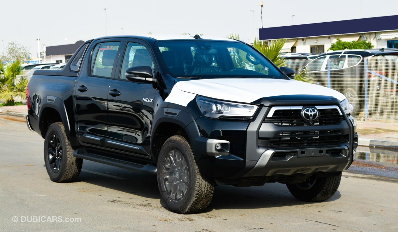 تويوتا هيلوكس Adventure SR5 2.8L Diesel  A/T