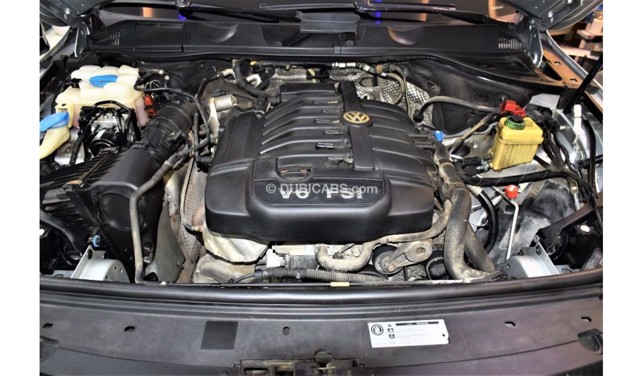 Volkswagen Touareg WITH SERVICE HISTORY Volkswagen Touareg 2011 Model! GCC Specs Silver Color!