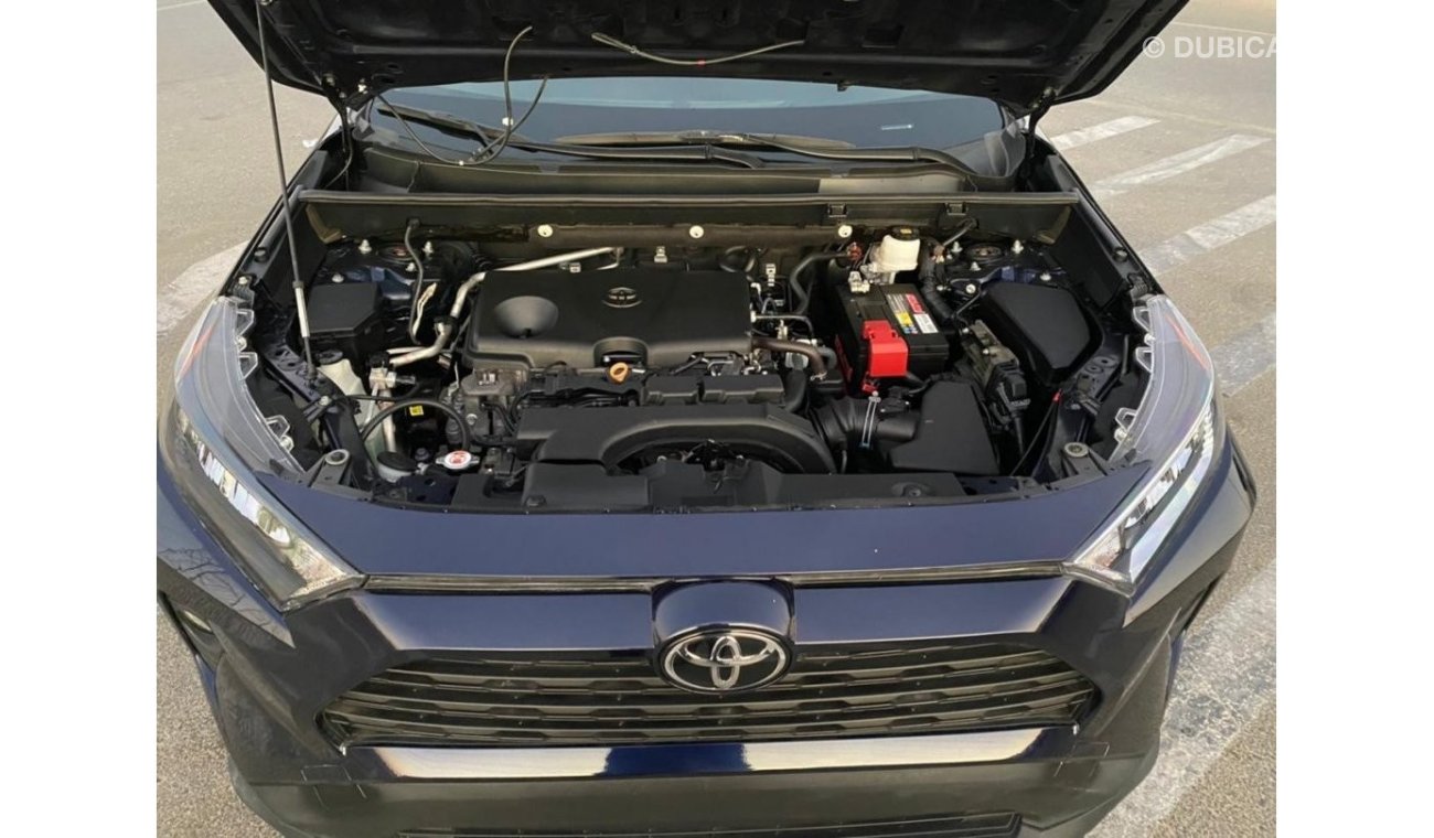 Toyota RAV4 2019 TOYOTA RAV4 XLE / FULL OPTION