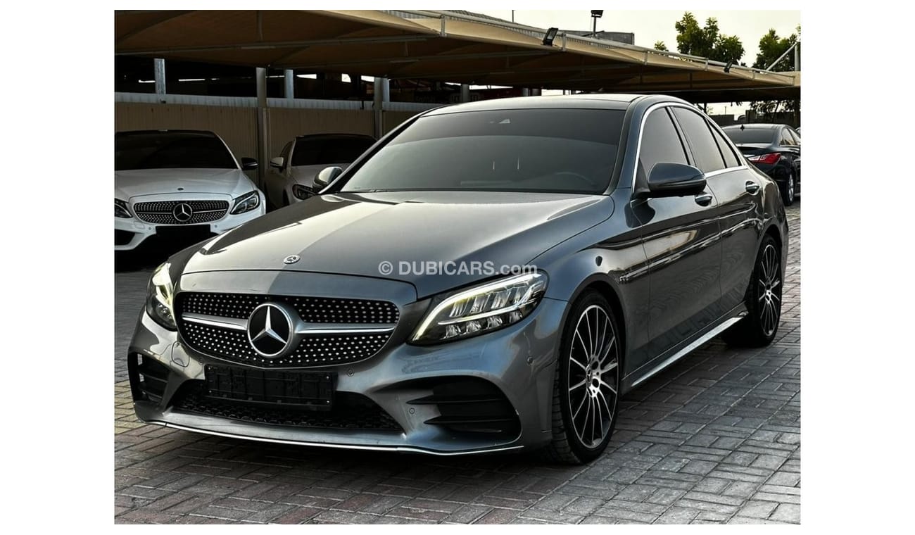 Mercedes-Benz C 200 Premium + مرسيدس سي 200 موديل : 2019 ممشي : 87.000 السعر : 127.000 مواصفات خليجية فل اوبشن بدون حواد
