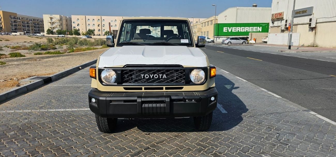 تويوتا لاند كروزر 70 ECTGEN002 - 2025 TLC71 Hardtop SWB 2.8L Diesel Auto Beige