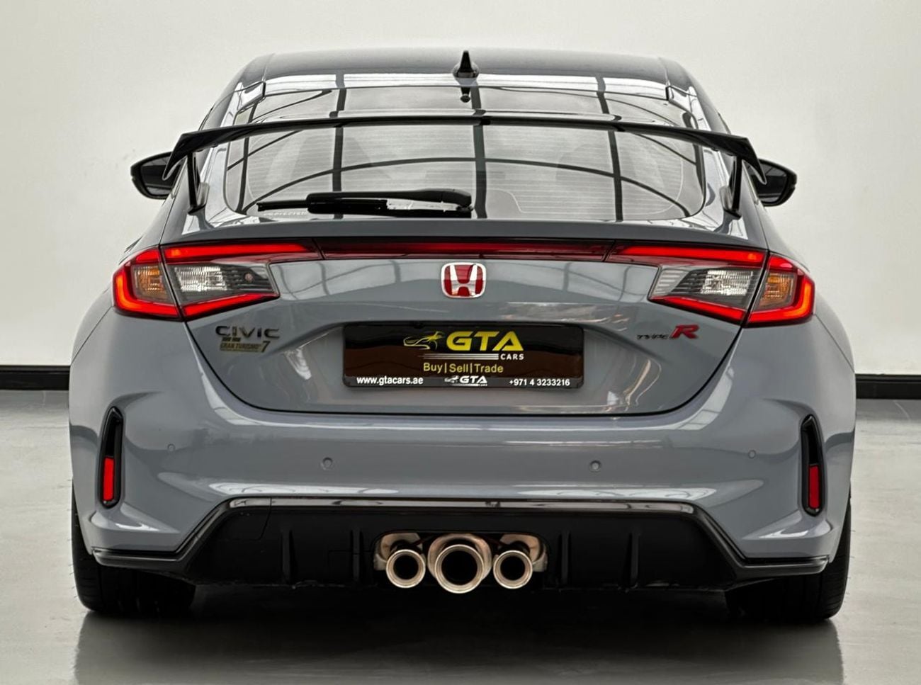 هوندا سيفيك TYPE R 2024 Honda Civic Type R, Sep/2026 Honda Warranty + Service Contract, Full Honda Service History, GCC