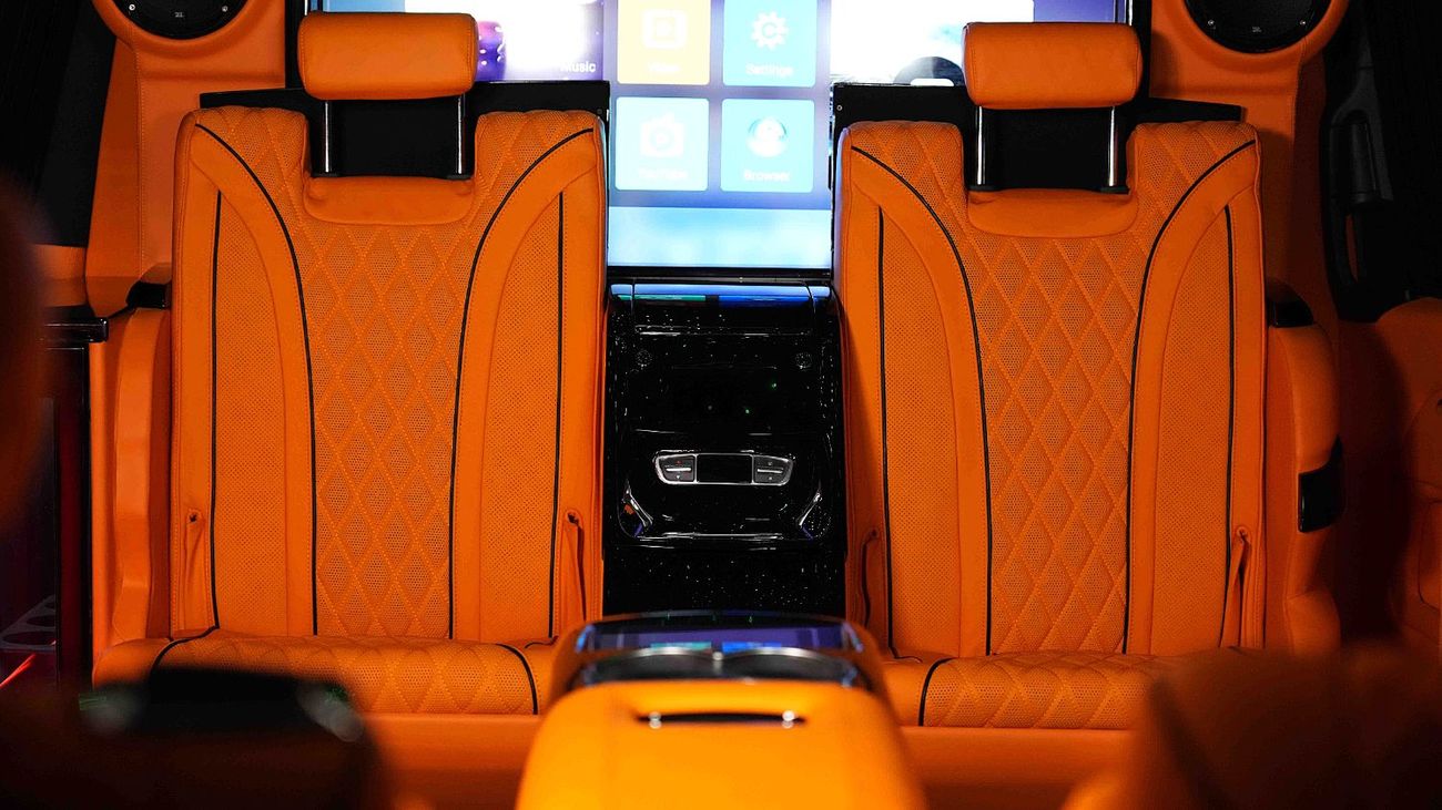 Mercedes-Benz V 300 | NEGOTIABLE PRICE | V CLASS EXTRA LONG WHEELBASE | MAYBACH KIT | NEW