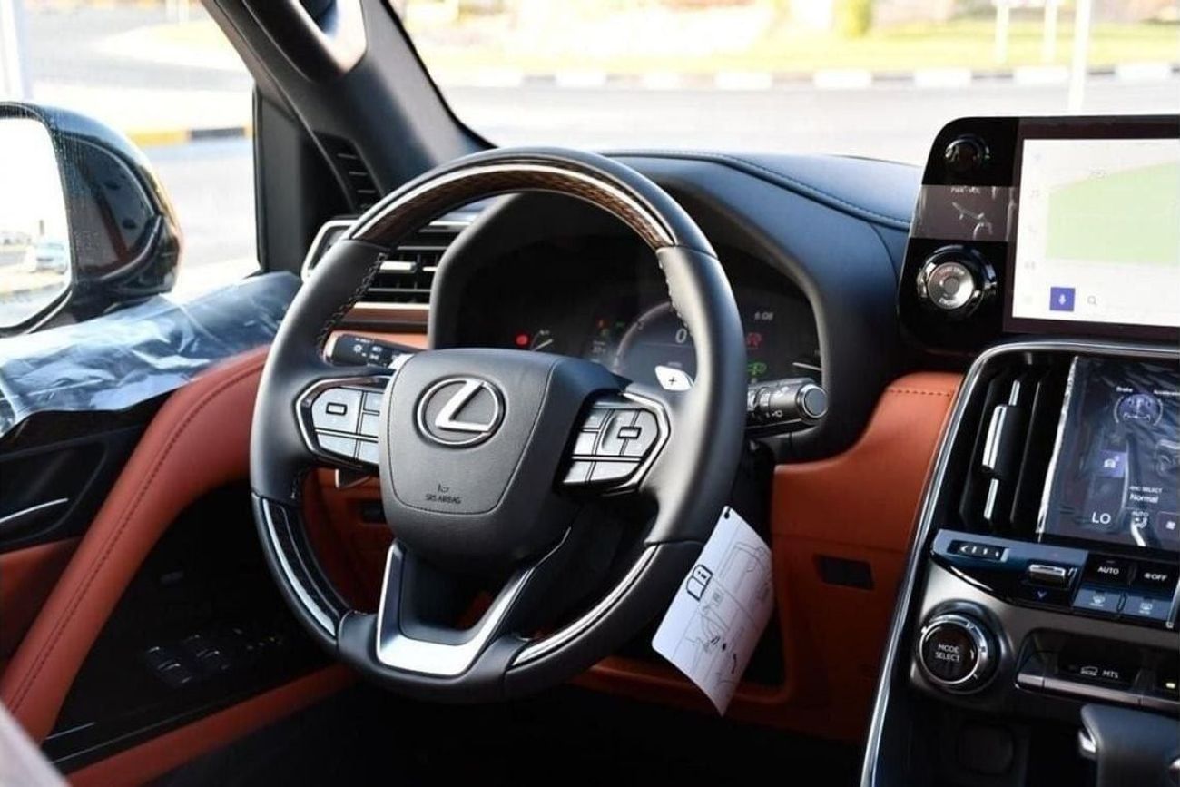 لكزس LX 600 VIP, RADAR, 360 CAMERA, LEATHER SEATS, ALLOY WHEELS, SUNROOF, MODEL 2023, UAE AND EXPORT