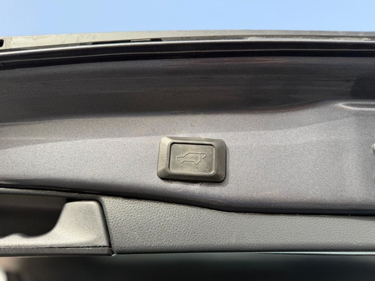 Toyota RAV4 LTD 2.5L Hybrid Limited Panoramic, 360 camera full Option