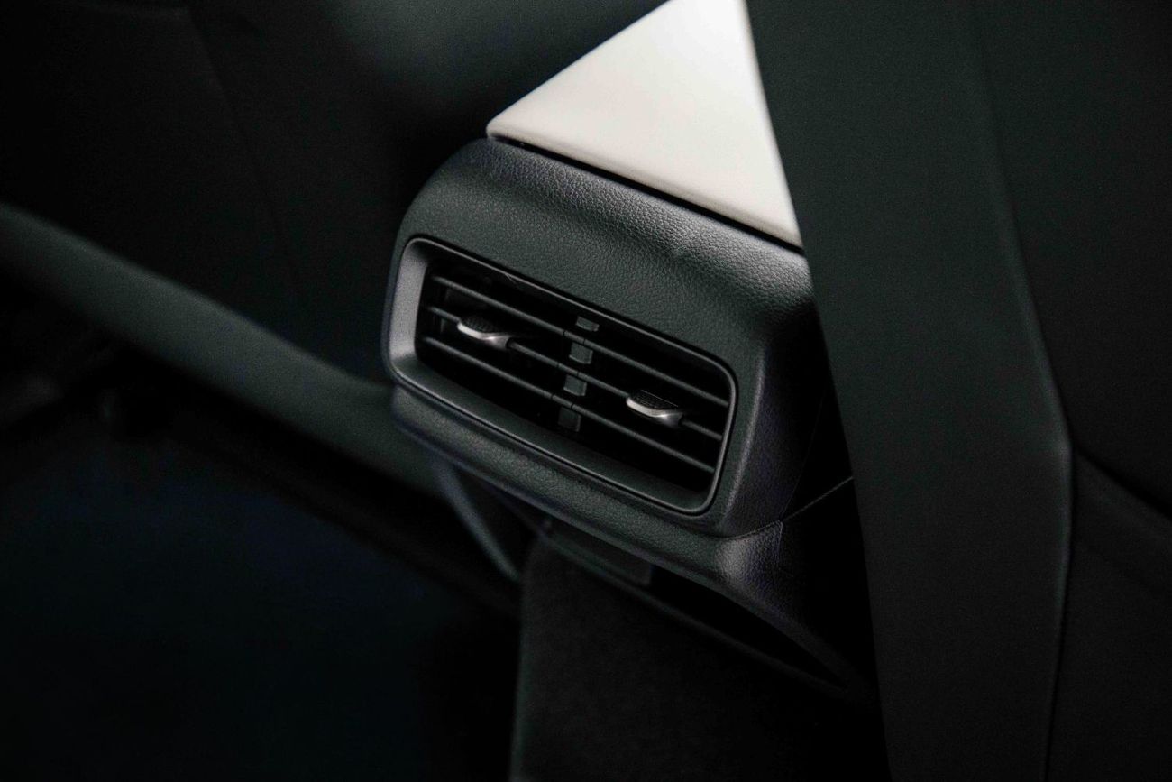 BYD Seal 05 DM-i Luxury 1.5L - Plug-In Hybrid - Atlantis Grey Inside White | Export Only