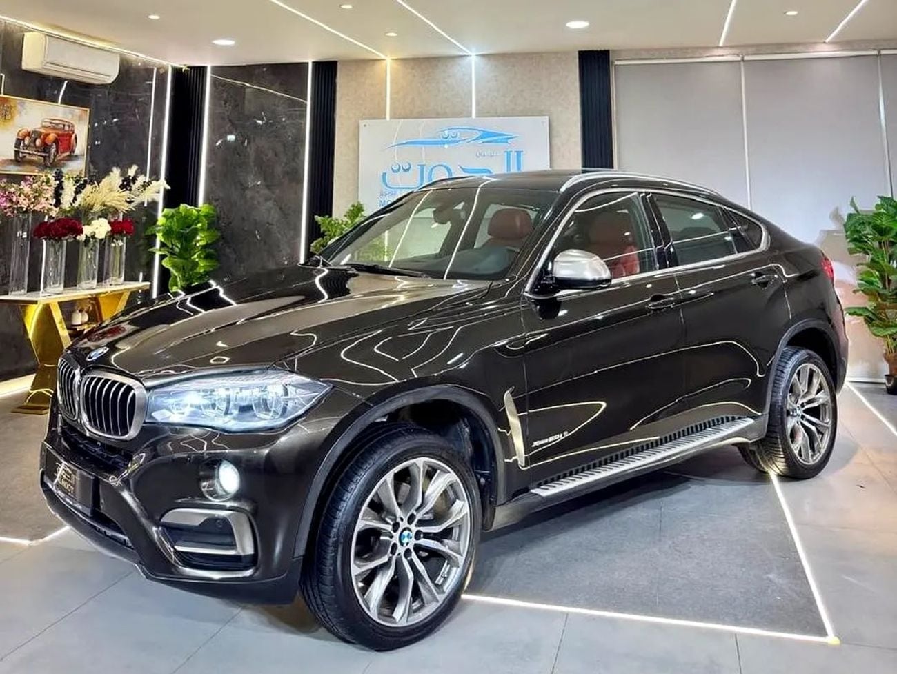 بي أم دبليو X6 35i EXCLUSIVE SPECIAL M KIT || WELL MAINTAINED || RADAR || TOP RANGE || GCC || LOW MILEAGE
