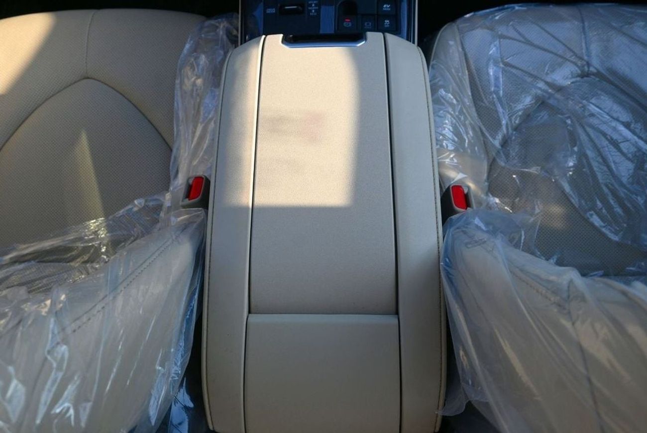 Toyota Highlander MODEL: TOYOTA HIGHLANDER LIMITED  JPL-2.5L HEV 2024