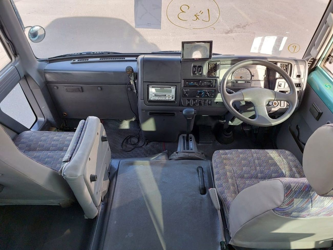 Nissan Civilian NISSAN CIVILIAN BUS RIGHT HAND DRIVE (PM0943)