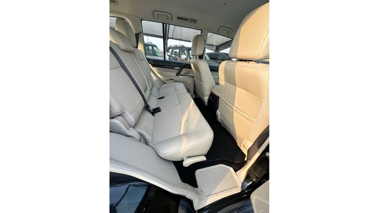 Mitsubishi Pajero GLS Highline Top باجيرو GCC2017