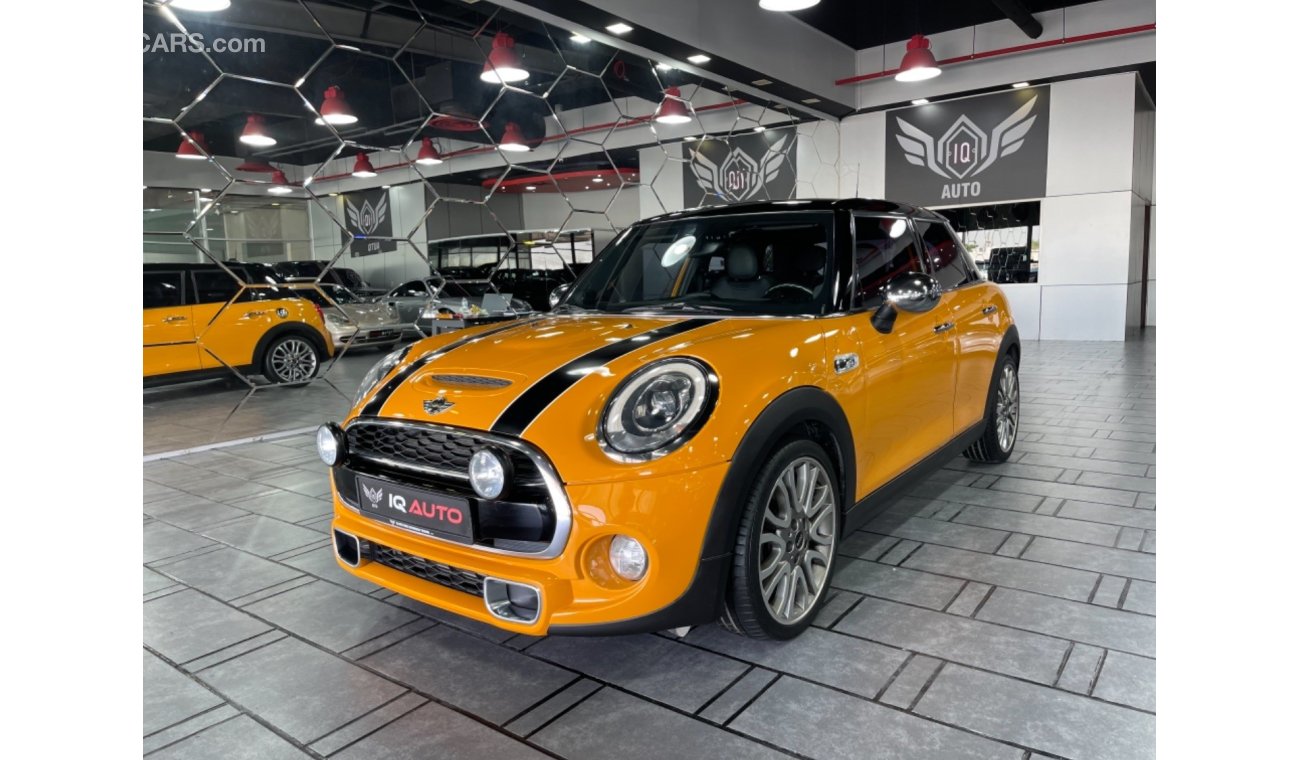 Mini Cooper S COOPER S FULLY LOADED WITH HEAD UP DISPLAY