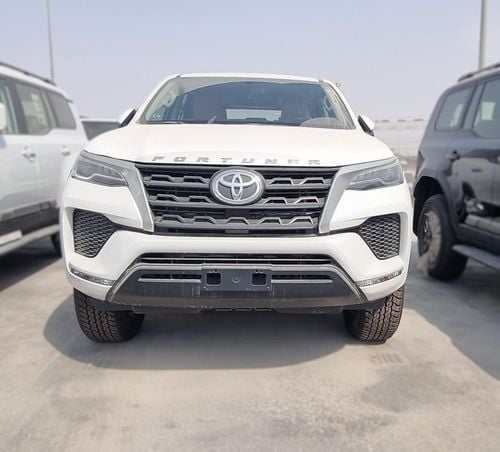 تويوتا فورتونر TOYOTA FORTUNER 2.7L 4x4 PETROL MY 2025