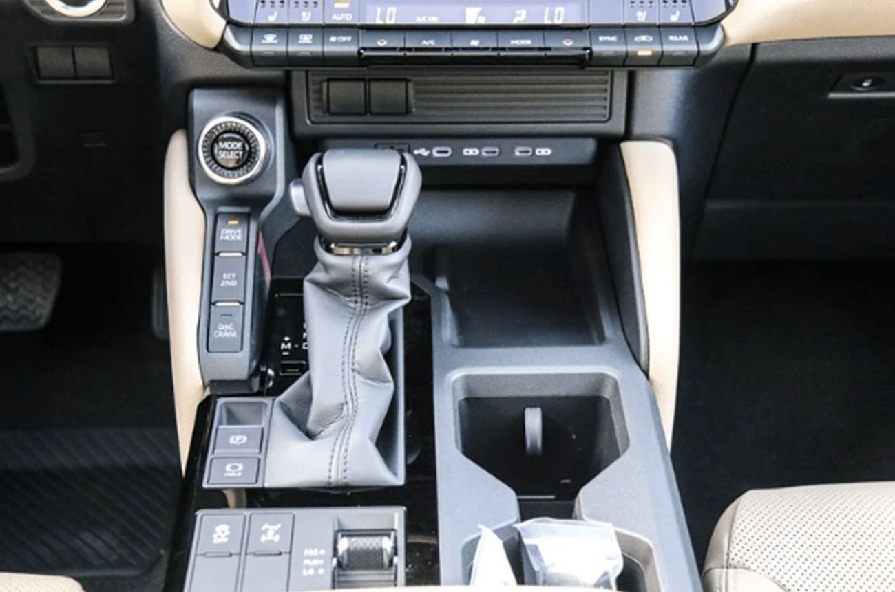 تويوتا برادو ECT0122 - 2025 Toyota Prado Mid Options R1 - 2.4L Petrol Auto Black