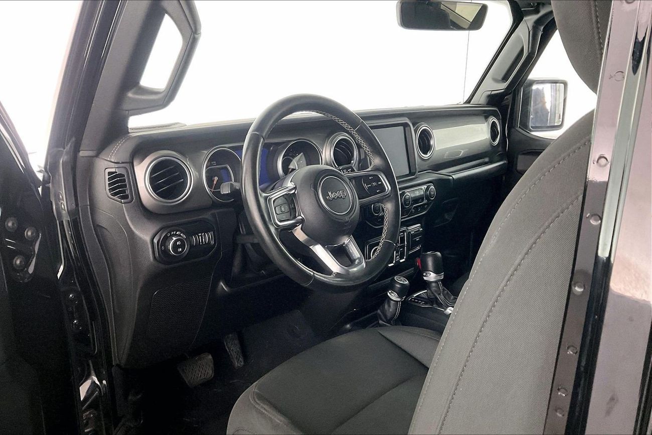 جيب رانجلر Sahara Unlimited | National Day Celebration | شامل الضمان | 0 ﺪﻔﻋﺓ ﺃﻮﻟﻯ